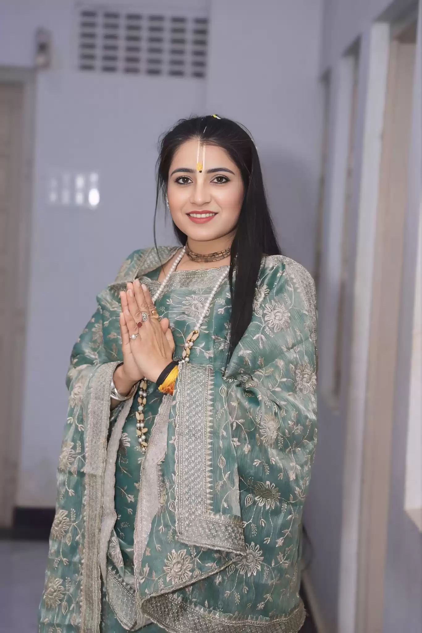 Manisha Thakur Barsana